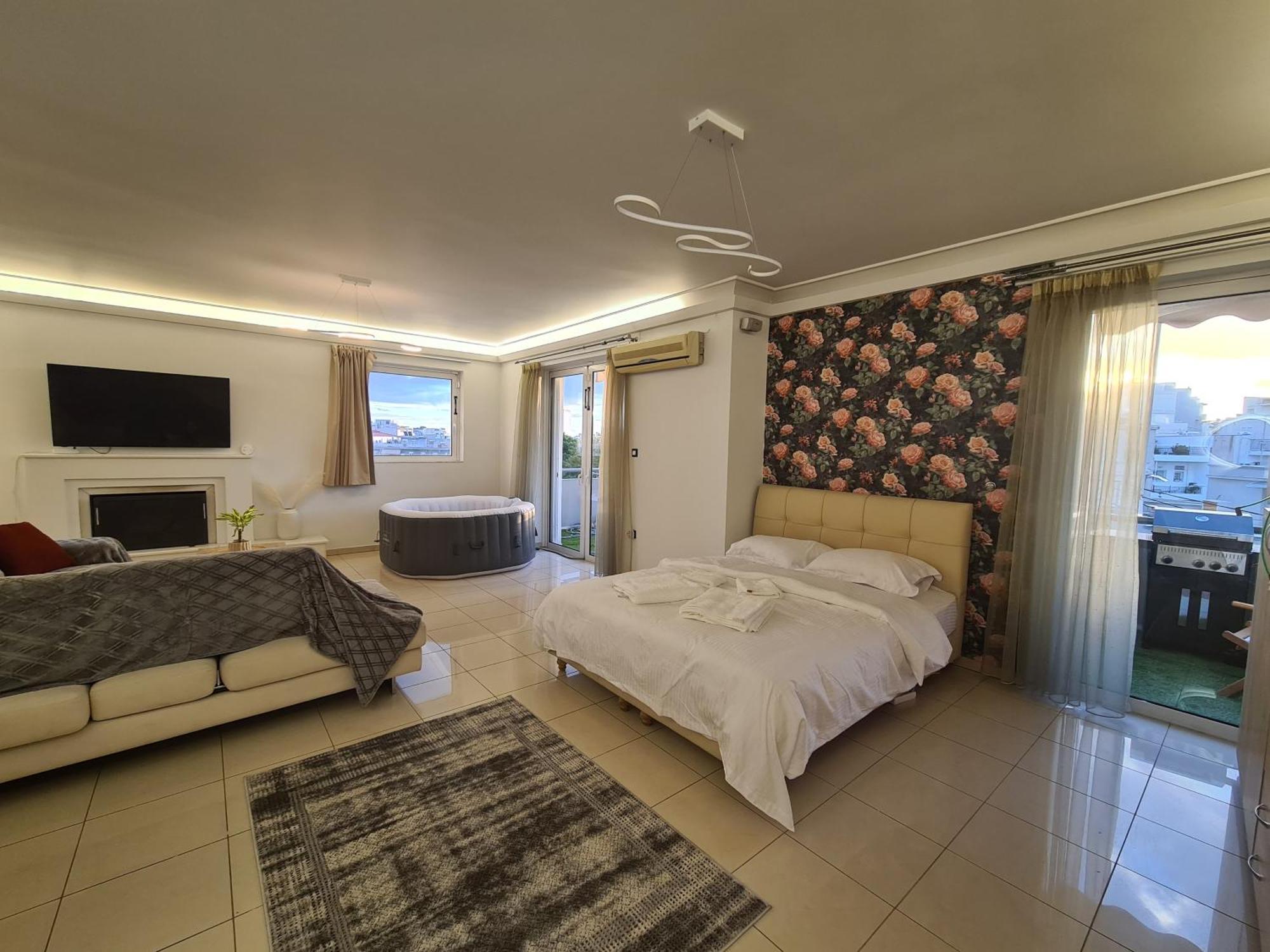 Sunny Home Private Jacuzzi Hydromassage Acropolis & Lycabettus Far View Parking 300M Metro Peristeri أثينا المظهر الخارجي الصورة