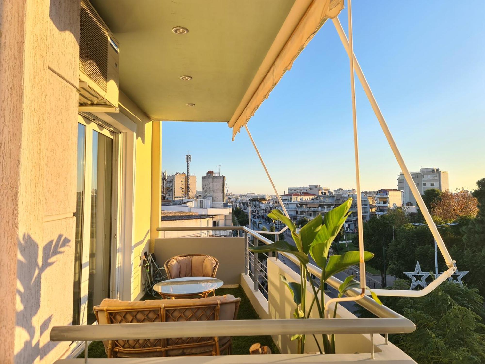 Sunny Home Private Jacuzzi Hydromassage Acropolis & Lycabettus Far View Parking 300M Metro Peristeri أثينا المظهر الخارجي الصورة