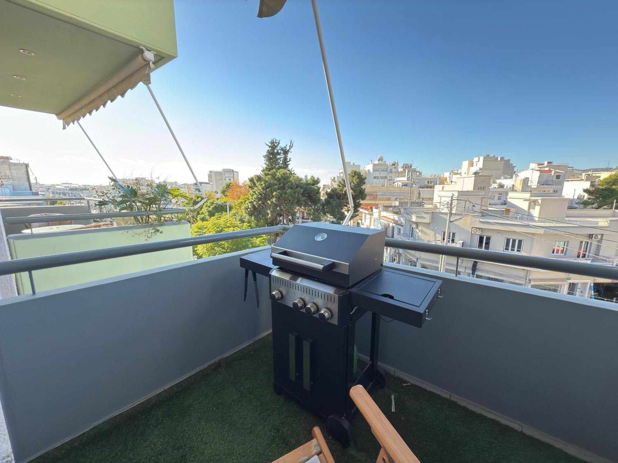 Sunny Home Private Jacuzzi Hydromassage Acropolis & Lycabettus Far View Parking 300M Metro Peristeri أثينا المظهر الخارجي الصورة