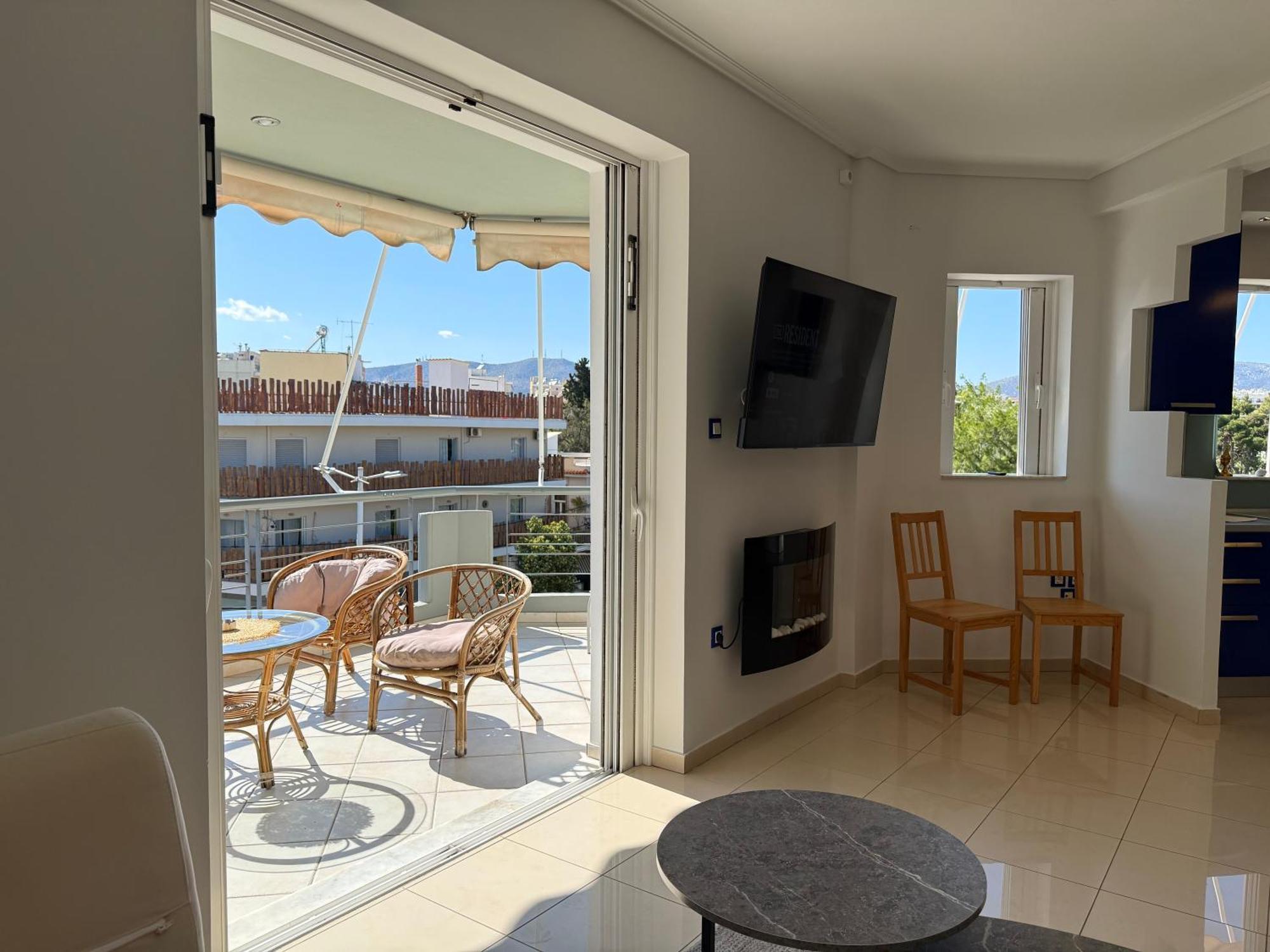 Sunny Home Private Jacuzzi Hydromassage Acropolis & Lycabettus Far View Parking 300M Metro Peristeri أثينا المظهر الخارجي الصورة