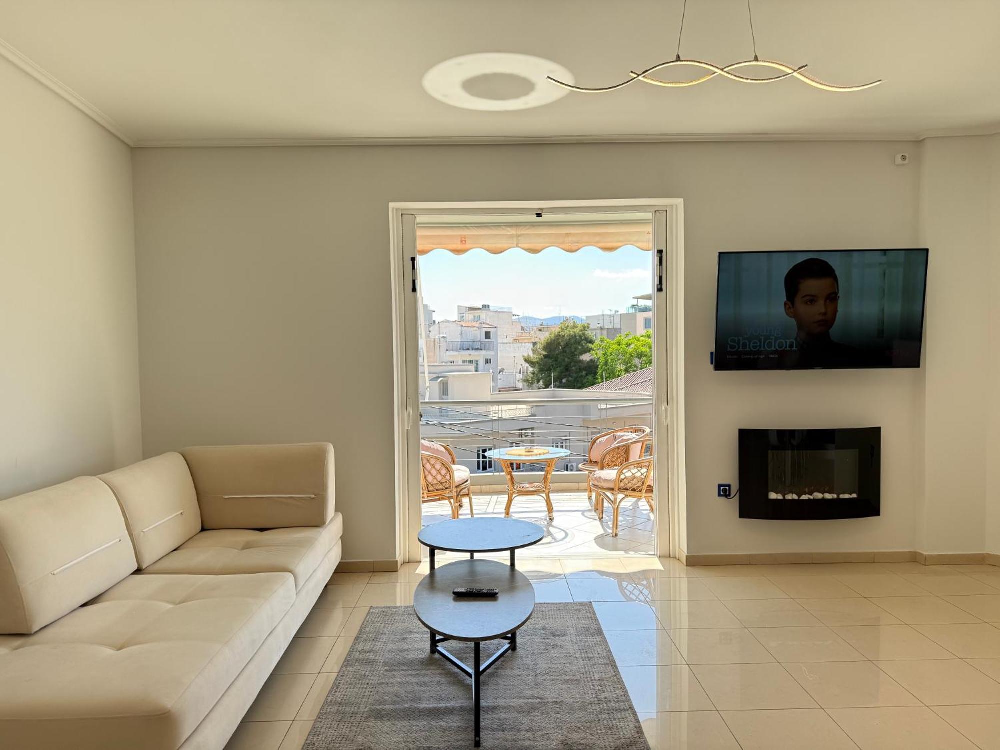 Sunny Home Private Jacuzzi Hydromassage Acropolis & Lycabettus Far View Parking 300M Metro Peristeri أثينا المظهر الخارجي الصورة