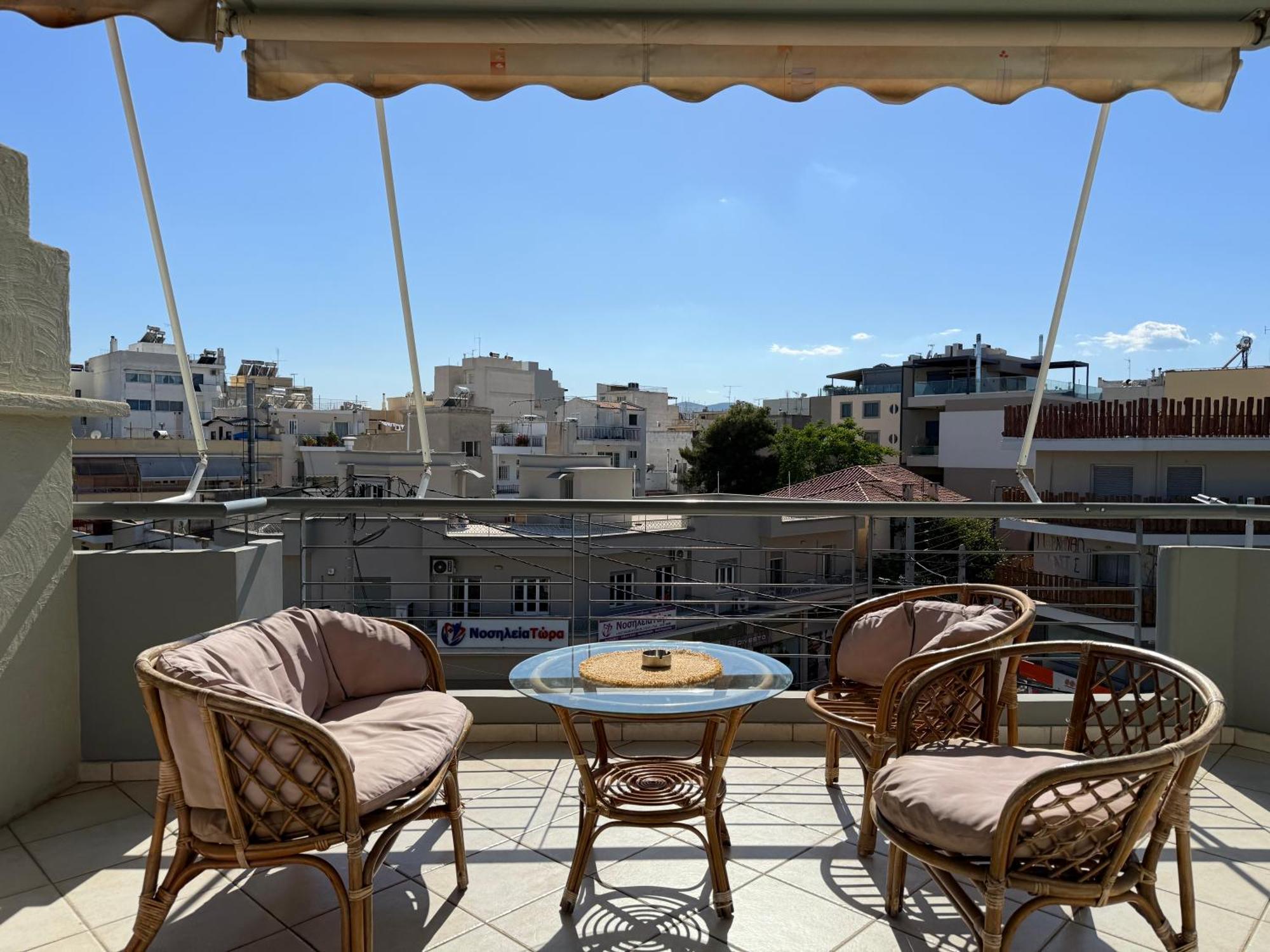 Sunny Home Private Jacuzzi Hydromassage Acropolis & Lycabettus Far View Parking 300M Metro Peristeri أثينا المظهر الخارجي الصورة