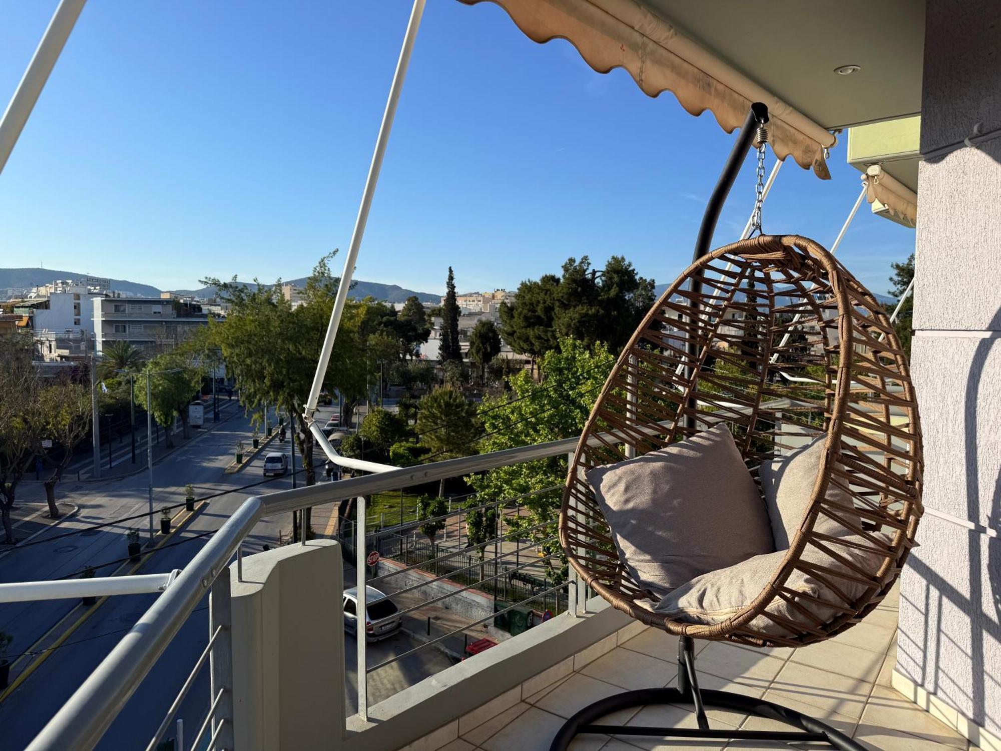 Sunny Home Private Jacuzzi Hydromassage Acropolis & Lycabettus Far View Parking 300M Metro Peristeri أثينا المظهر الخارجي الصورة