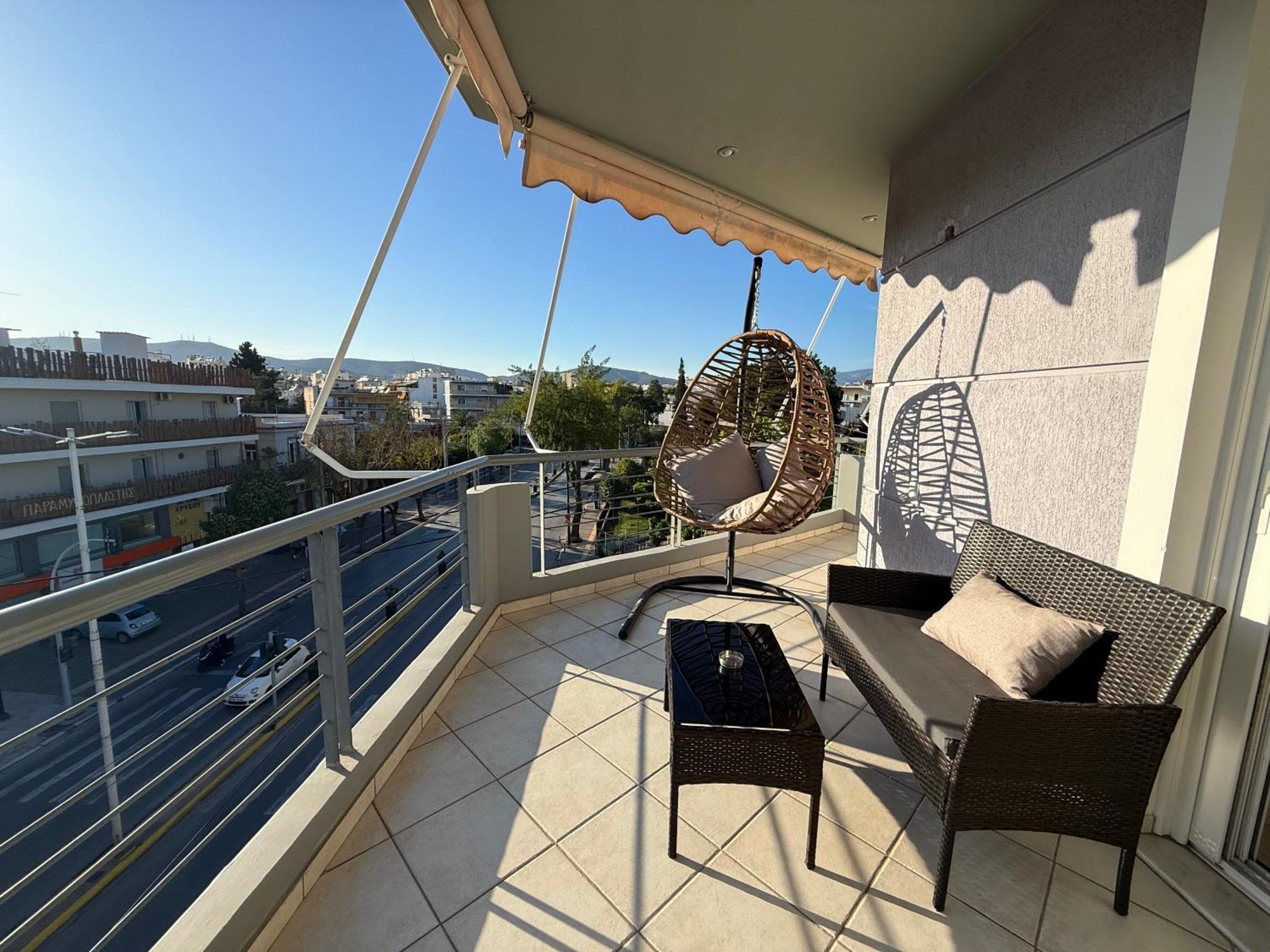 Sunny Home Private Jacuzzi Hydromassage Acropolis & Lycabettus Far View Parking 300M Metro Peristeri أثينا المظهر الخارجي الصورة