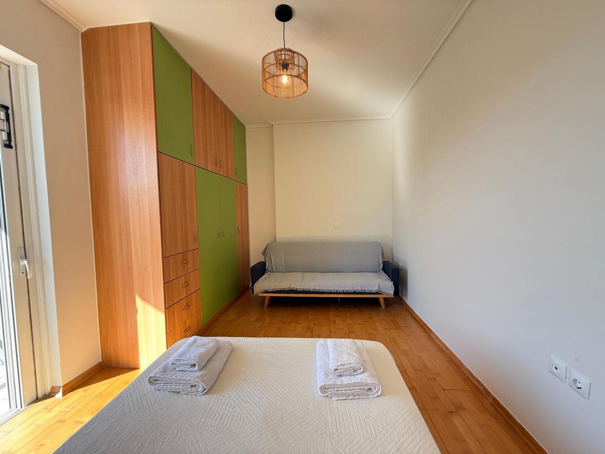 Sunny Home Private Jacuzzi Hydromassage Acropolis & Lycabettus Far View Parking 300M Metro Peristeri أثينا المظهر الخارجي الصورة